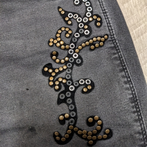 Democracy Gray Freedom Ankle Skimmer Jeans Bead Embroidered Size 8 - Picture 3 of 12